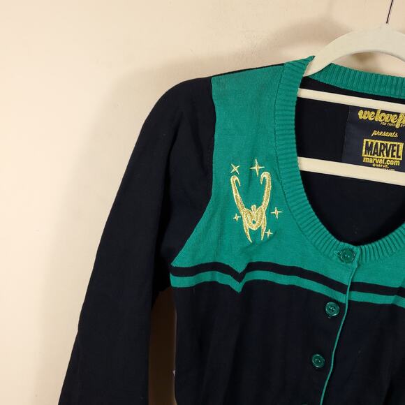 WeLoveFine x Marvel Loki Helm Vintage Sweater Crop Cosplay Size M - Picture 4 of 12